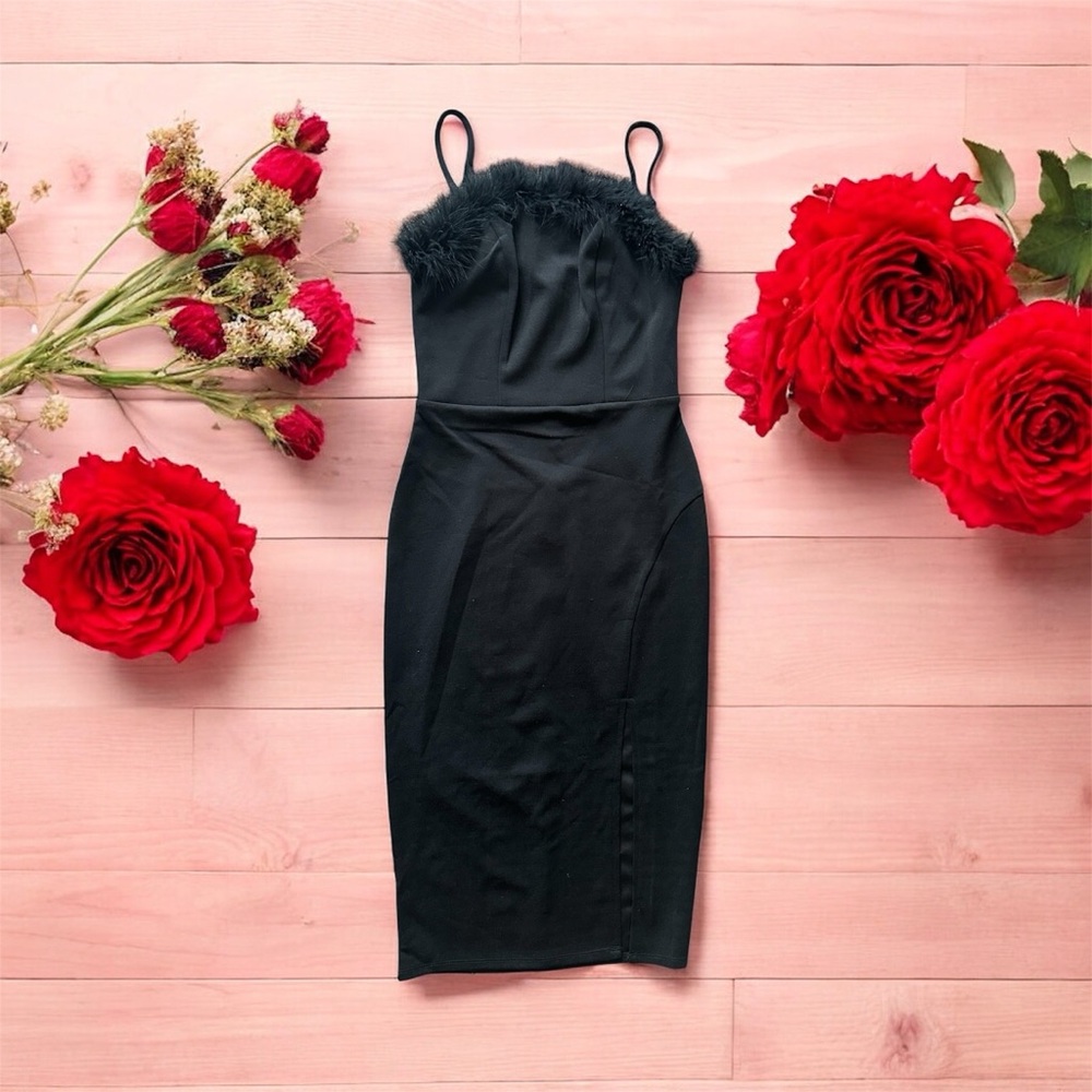 Chic Black Midi Dress with Fur Detail